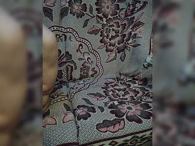 Live sex webcam photo for Alakey124 #277592483