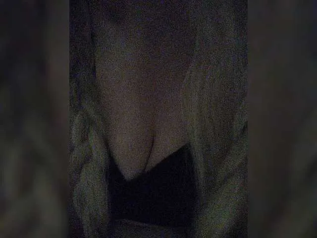 Live sex webcam photo for Alakey124 #277693877