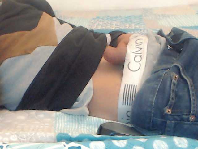 Live sex webcam photo for AlanMatiaz #277136957