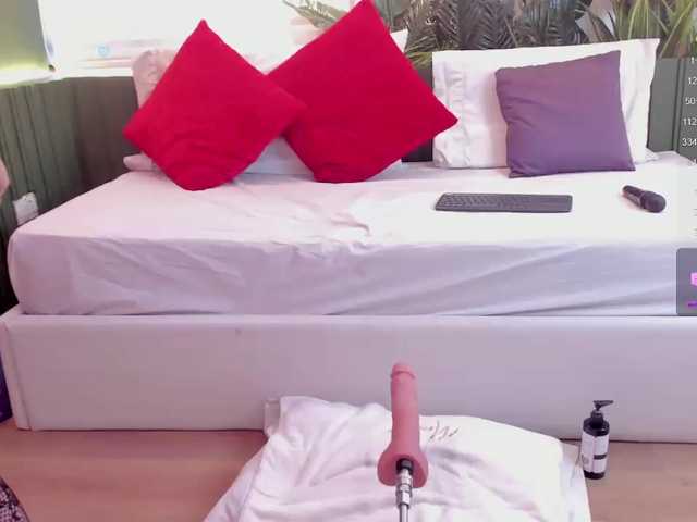 Live sex webcam photo for Alana-Monroe #277264783