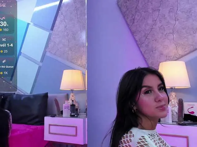 Live sex webcam photo for AlanaJones1 #278120330