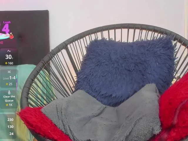 Live sex webcam photo for AlanaParker6 #290938092