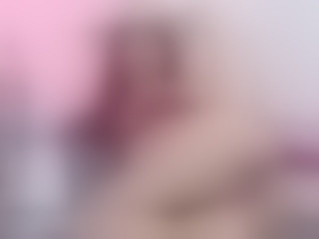 Live sex webcam photo for AlanaParker6 #291393318