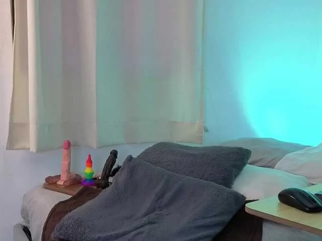 Live sex webcam photo for AlanaParker6 #291502177