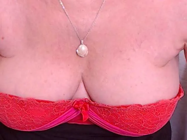 Live sex webcam photo for AlanaRichards #273168883