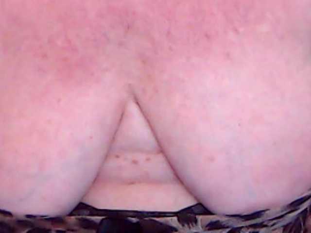 Live sex webcam photo for AlanaRichards #276961241