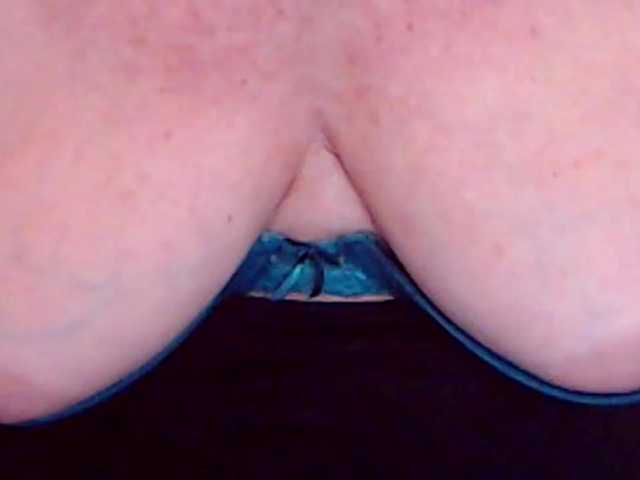 Live sex webcam photo for AlanaRichards #277022230