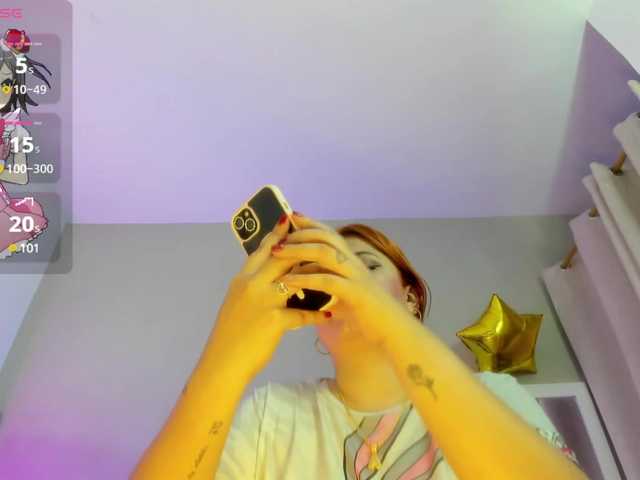 Live sex webcam photo for AlanaRouse1 #290303669