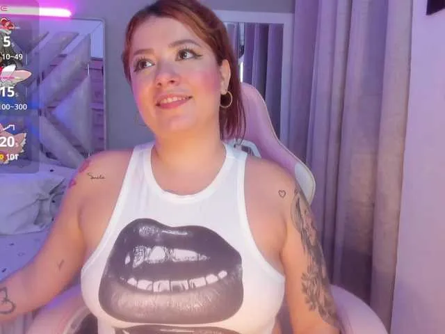 Live sex webcam photo for AlanaRouse1 #290547082