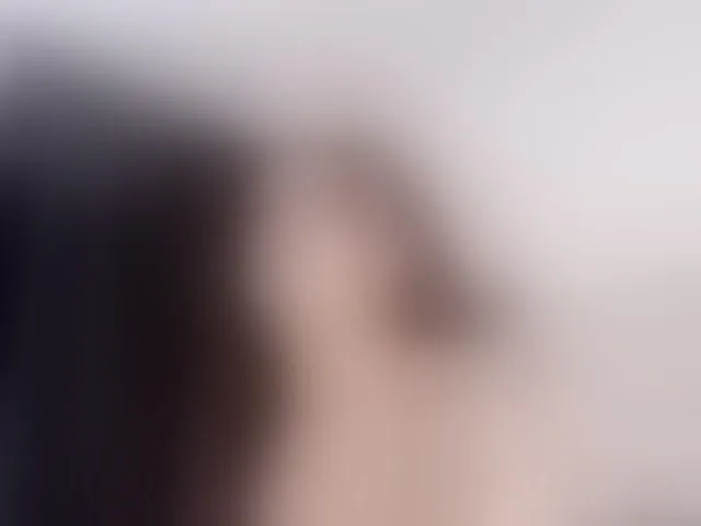 Live sex webcam photo for AlanaRouse1 #294129787