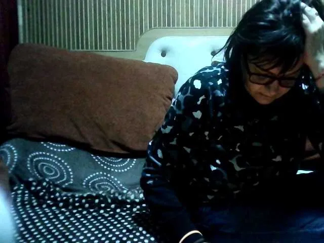 Live sex webcam photo for AlanaXDream #290752081