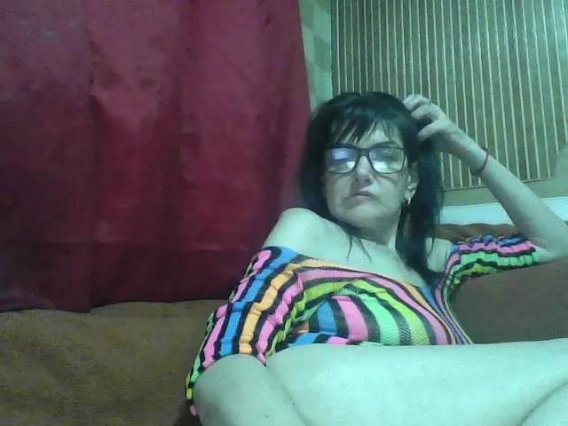 Live sex webcam photo for AlanaXDream #290848079