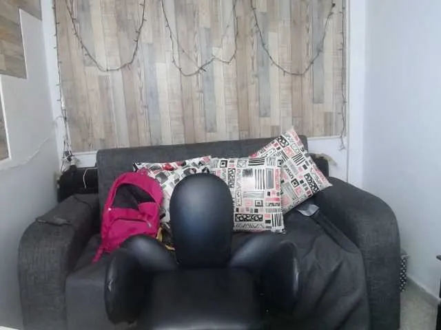 Live sex webcam photo for Alanna-zophia #272393755