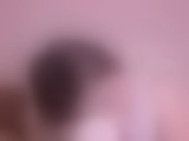 Live sex webcam photo for AlannaRousse #293575177