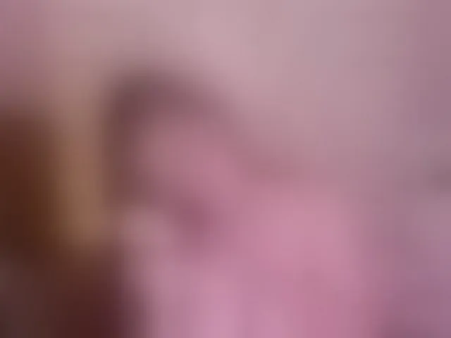 Live sex webcam photo for AlannaRousse #293580837