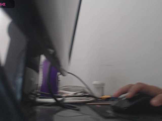 Live sex webcam photo for AlannaStephen #290889928