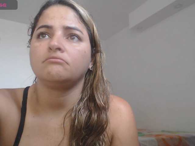 Live sex webcam photo for AlannaStephen #290895280