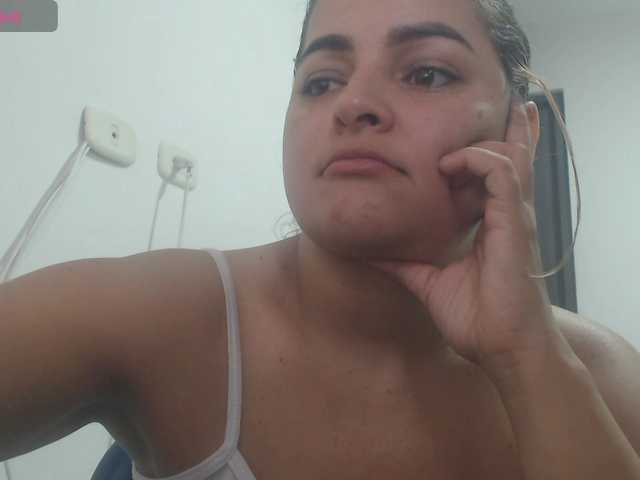 Live sex webcam photo for AlannaStephen #291014377