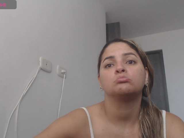 Live sex webcam photo for AlannaStephen #291090164