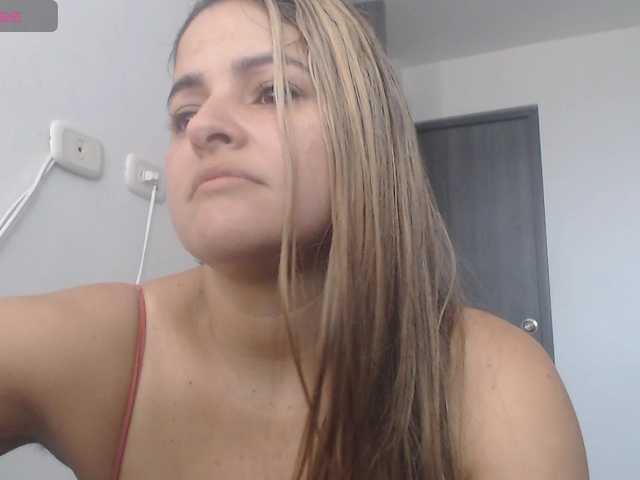 Live sex webcam photo for AlannaStephen #291104198