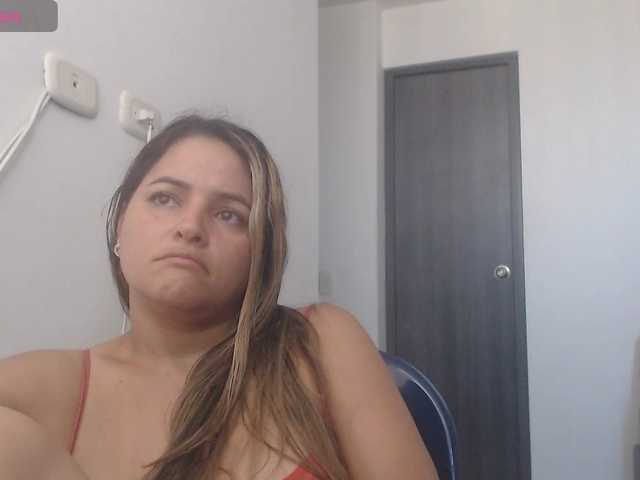 Live sex webcam photo for AlannaStephen #291331583