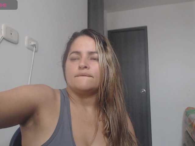 Live sex webcam photo for AlannaStephen #291439011