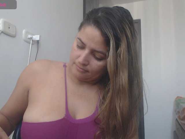 Live sex webcam photo for AlannaStephen #291458647