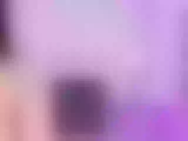 Live sex webcam photo for AlannaWest #275480541
