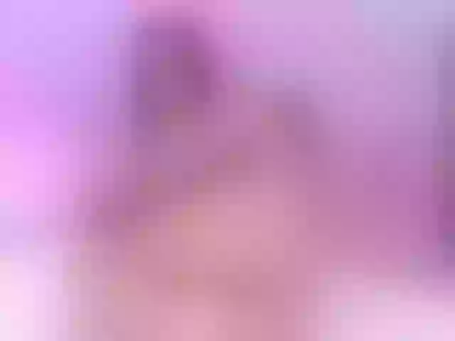 Live sex webcam photo for AlannaWest #275501818