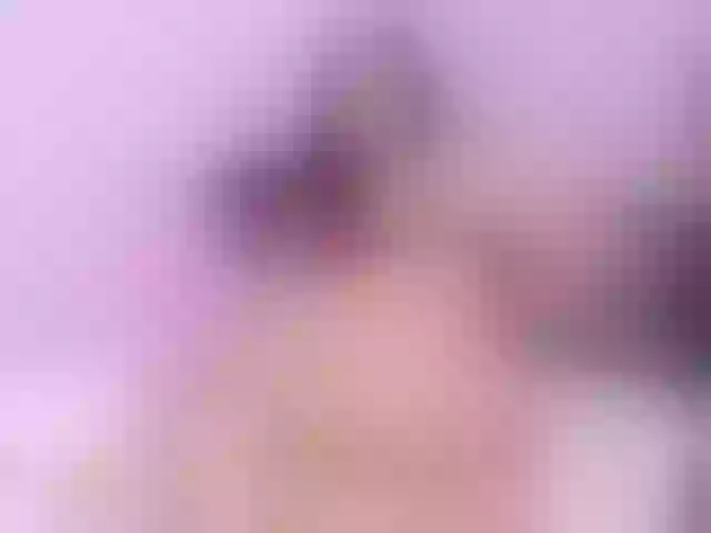 Live sex webcam photo for AlannaWest #275527289