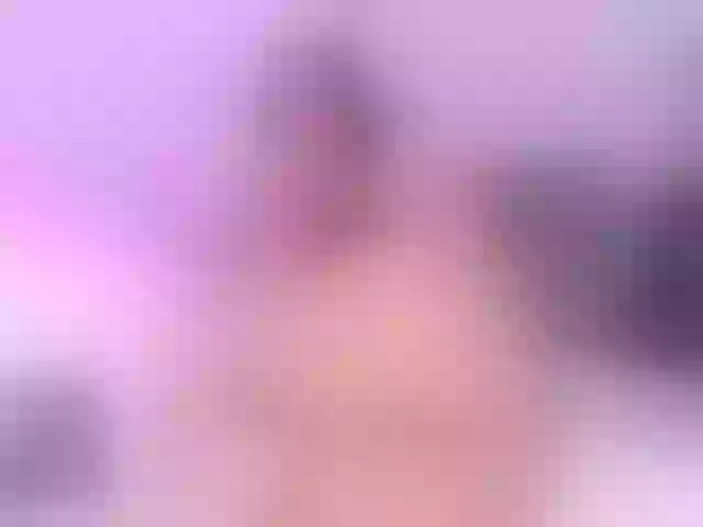 Live sex webcam photo for AlannaWest #275584464