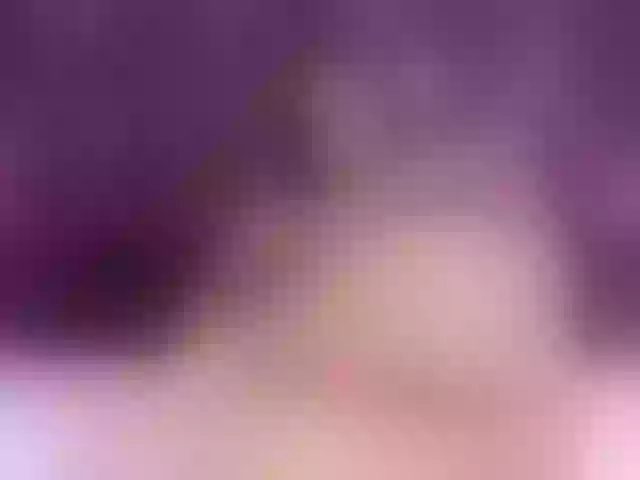 Live sex webcam photo for AlannaWest #275985337