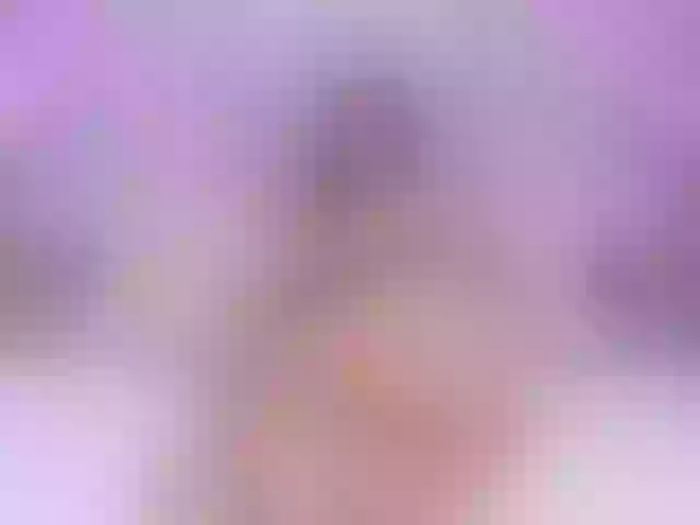 Live sex webcam photo for AlannaWest #276235878