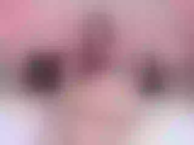 Live sex webcam photo for AlannaWest #276243486