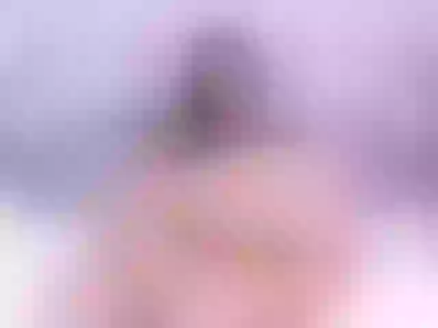 Live sex webcam photo for AlannaWest #276503352