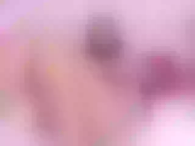 Live sex webcam photo for AlannaWest #276551548