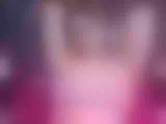 Live sex webcam photo for AlannaWest #276662498