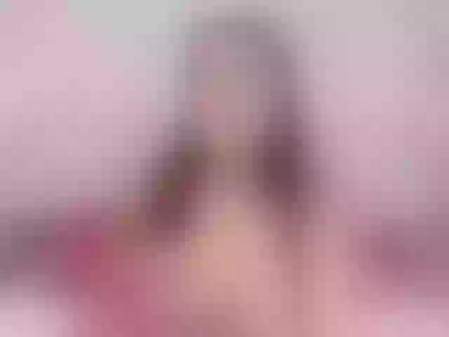 Live sex webcam photo for AlannaWest #276988362