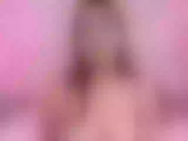 Live sex webcam photo for AlannaWest #277046539