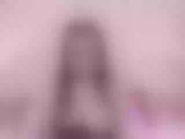 Live sex webcam photo for AlannaWest #277062151