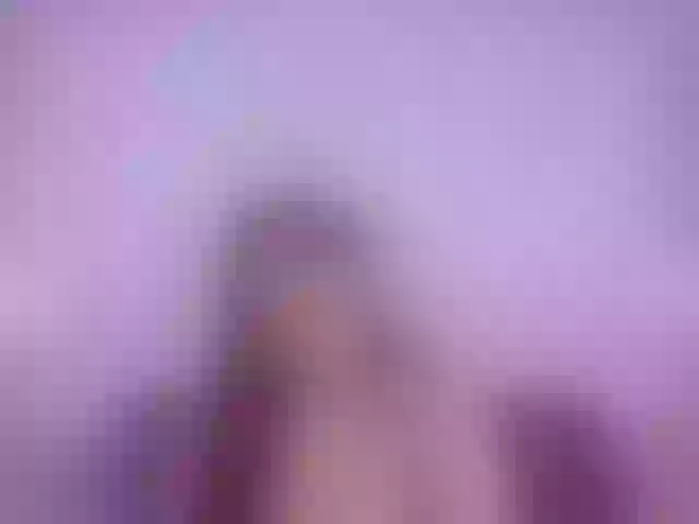 Live sex webcam photo for AlannaWest #277091127