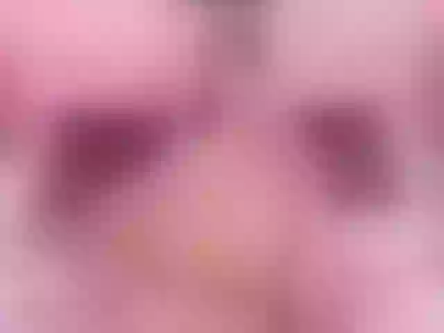 Live sex webcam photo for AlannaWest #288335973