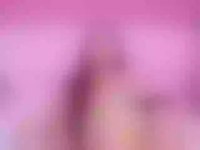 Live sex webcam photo for AlannaWest #289414055