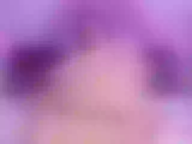 Live sex webcam photo for AlannaWest #289478504
