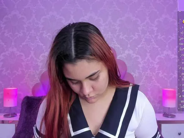 Live sex webcam photo for AlannaWest #289662737