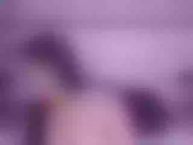 Live sex webcam photo for AlannaWest #289853224
