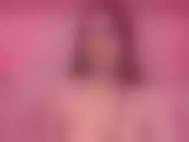 Live sex webcam photo for AlannaWest #290360538