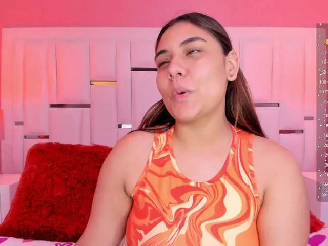Live sex webcam photo for AlannaWest #290527274