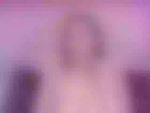 Live sex webcam photo for AlannaWest #290555520