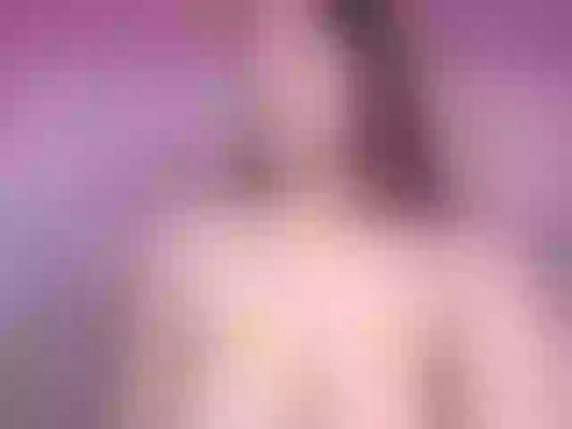 Live sex webcam photo for AlannaWest #291680779